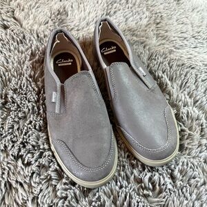Clarks Torbay men's slip-on loafers in grey suede Size 10